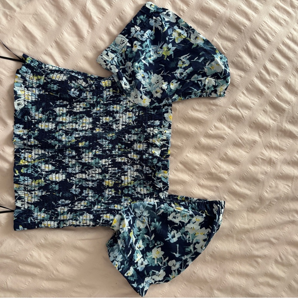 DKNY Jeans Floral Cropped Top